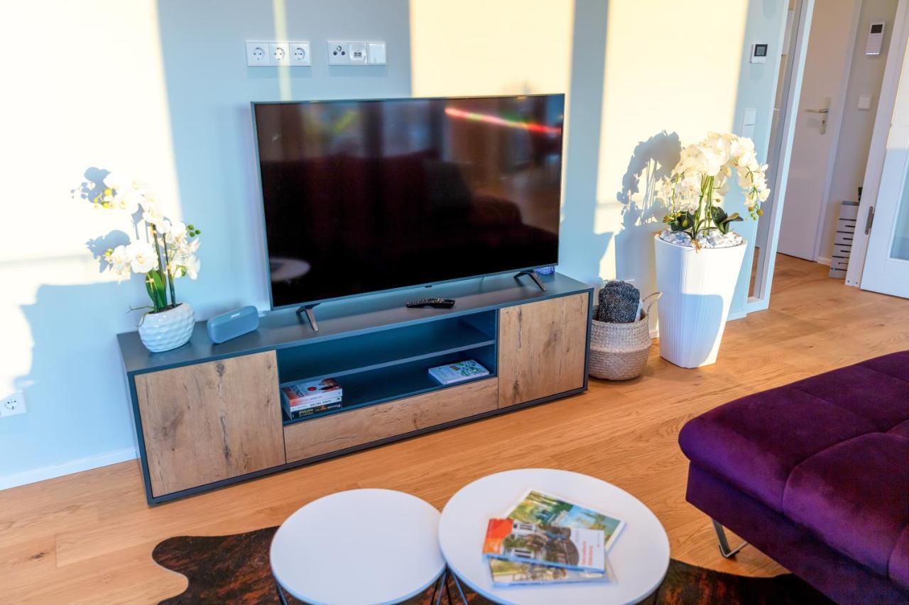 Cabana - Theview - Terrasse - Waterfront - Kostenloser Parkplatz - Wifi Олденбург Екстериор снимка